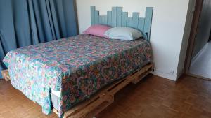 Chambre chez moi,chez vous vue sur les vignes