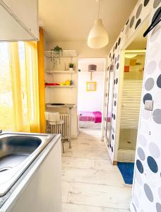 Appartements La ContrEscarpe - Studios fonctionnels - Secteur GARE CENTRE : Chambre Simple Économique