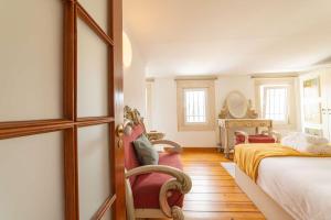 Charming Classic-Rustic Retreat in Historic Lisbon