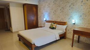 Siddha Xanadu Studio