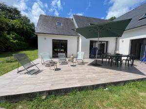 Jolie maison de vacances avec une vue magnifique sur le jardin