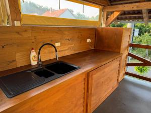 Apartmán Sebina zaručujici absolutní soukromi a klid s láhví vína jako dárek