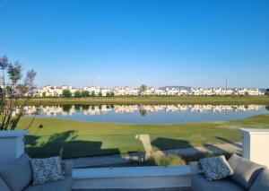 Beautiful views lake golf house