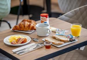 Hotels B&B HOTEL Bordeaux Merignac Aeroport : photos des chambres