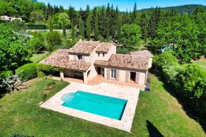 Beautiful villa with pool