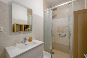 Charming T3 with WiFi - balcony and view