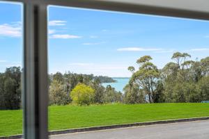 Lakeside 3 Bedrooms House