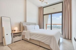 One Bedroom Apartment in Binghatti Avenue by The S Holiday Homes