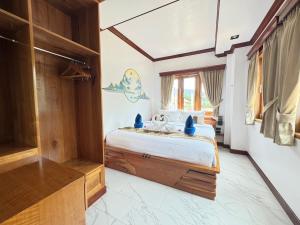 Phangan Beachside Villa