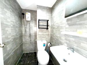 Patong Canal Villa 210