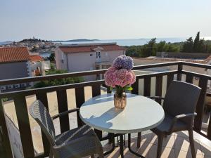 Apartmani Karmen