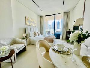 Business Bay Studio Jacuzzi & Iconic View