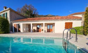 Villa Ava