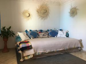 Banana beach house with garden!