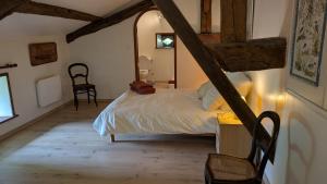 Maisons de vacances Le Prieure Saint Pierre, gites et chambres d-hotes dans un parc classe : photos des chambres