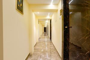 Hotel Crystal By Glitz Hotels