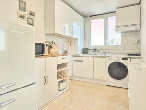 Stay the Hue Sinchon