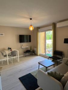 Appartements T2 Cosy Aeroport Toulouse Blagnac : photos des chambres