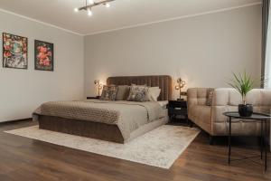 Premium Comfort Studio