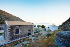 Tinos island-Secluded beach house retreat VATHI
