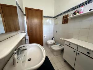 Le terrazze house with swimming pool in Terrasini