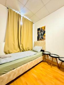 Stylish 2BR apartment Direct City Access