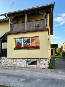 Apartment family guest house