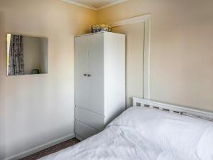 Lowal House - Uk46054