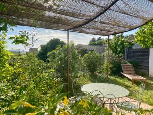 Maisons de vacances Chez Georges - Maison 2 - Les Gites du Verdon : photos des chambres