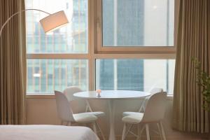 Myeongdong and Jongno Healing Stay