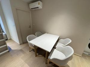 Paradise condo-perfect location