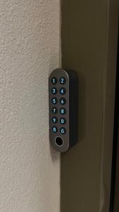 Χenion Inn - Athens Airport, Easy Check In Anytime