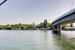 Appartements Parenthese sur l eau Elegance a Saint-Cloud : photos des chambres