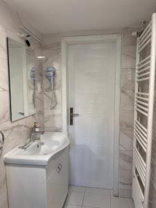 Romantic Mirka Apartment in Sremski Karlovci