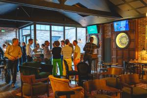 Hotels The Originals Boutique, Hotel Le Londres, Saumur : photos des chambres