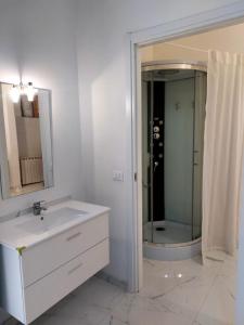 Cattolica Family House 1 min dal mare - Il Lupo Affitta