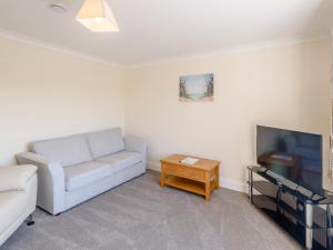 Dawson Park 2 - Uk12661