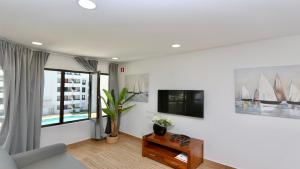 Tenis Golf Mar A209 - CD 309 - Sleeps 2 adults and 2 children