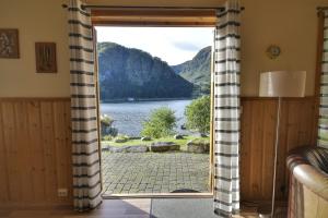 Fully equipped cabin by the fjord