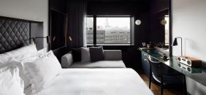 Superior Twin Room room in At Six