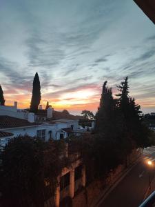 Pet friendly beautiful flat with view, 3 pools