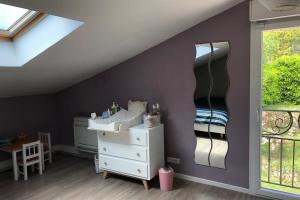 Villas Beautiful and spacious villa - swimming pool - garden : photos des chambres
