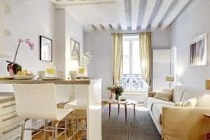 Paris Marais Design residence