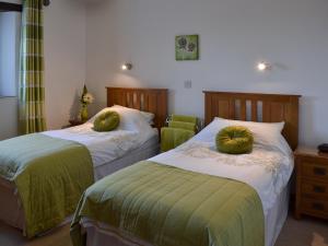 Eglos Derry Farm Cottage - E4597