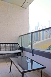 Luxury 2BR with Contemporary Design & Great Views