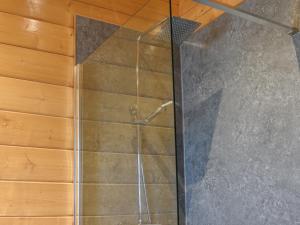 Oak Lodge - Uk30005