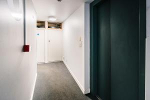 Charming Apartment in the Church near Canary Wharf