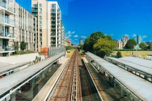 Charming Apartment in the Church near Canary Wharf