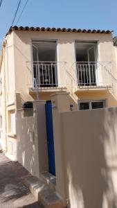 Plage des Sablettes -St Mandrier Maison du Pécheur