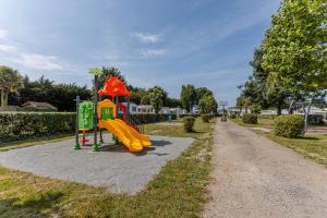 Maisons de vacances Mobil-home Ambon 6 personnes : Mobile Home